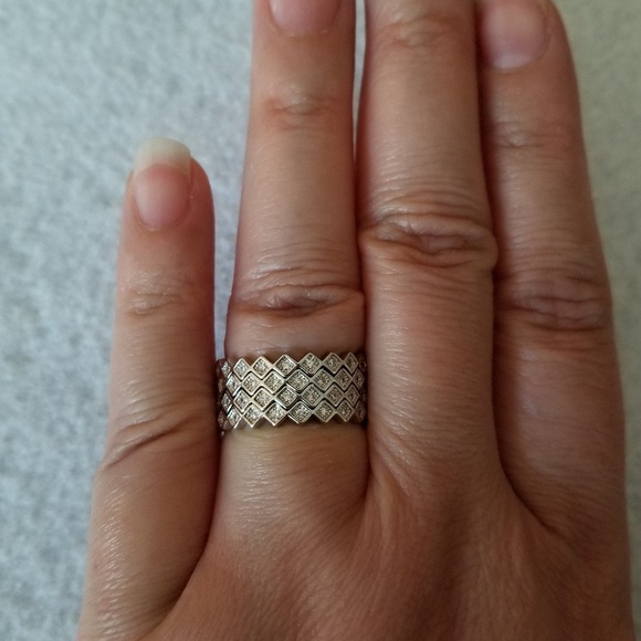 HOST PICK!!! 🎀 Eternity Band - Picture 6 of 7